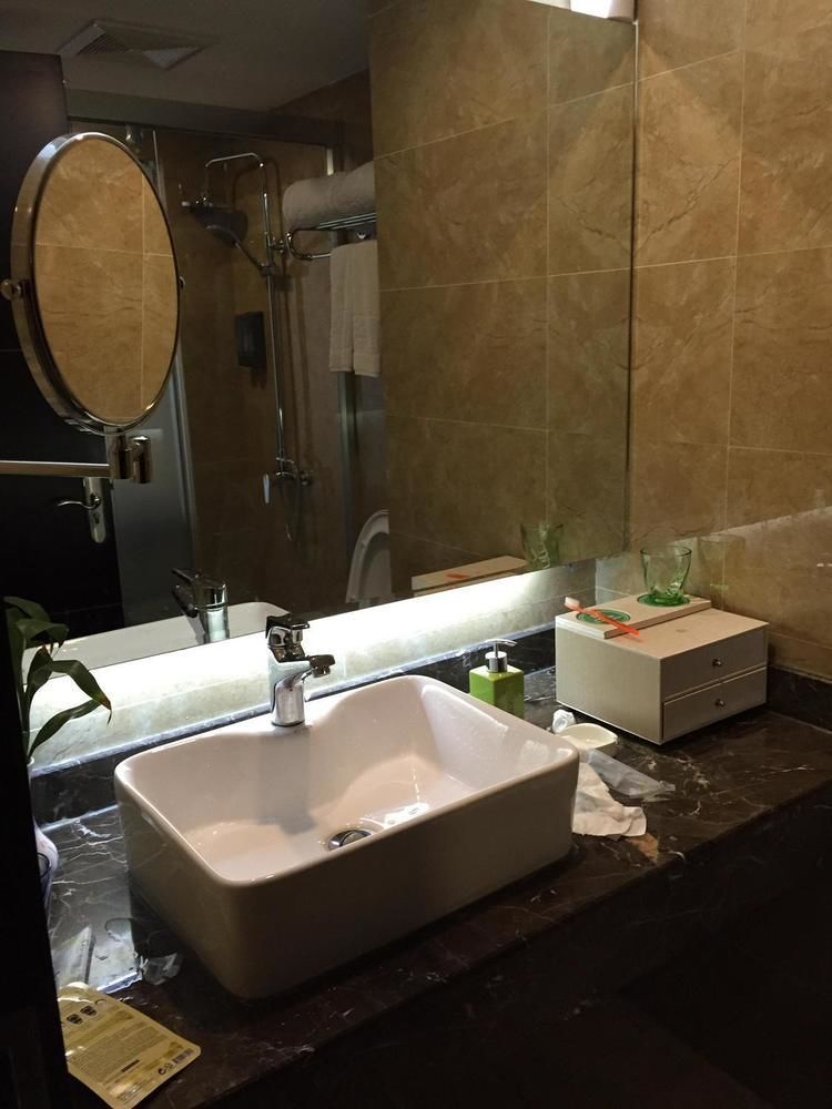 Yj Intl. Hotel Ta-mien-chen Экстерьер фото