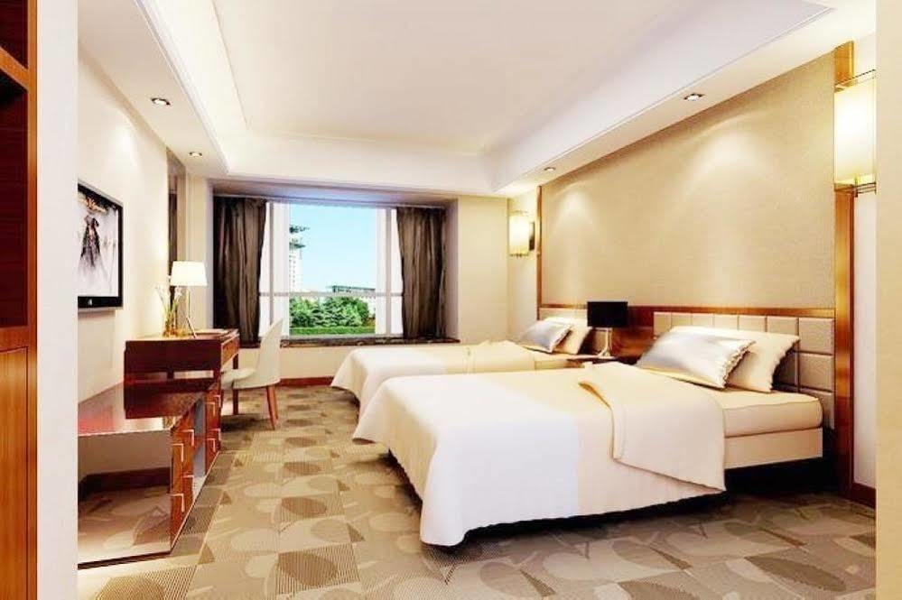 Yj Intl. Hotel Ta-mien-chen Экстерьер фото